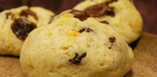 Portakallı Üzümlü Kek Tarifi ve Malzemeleri